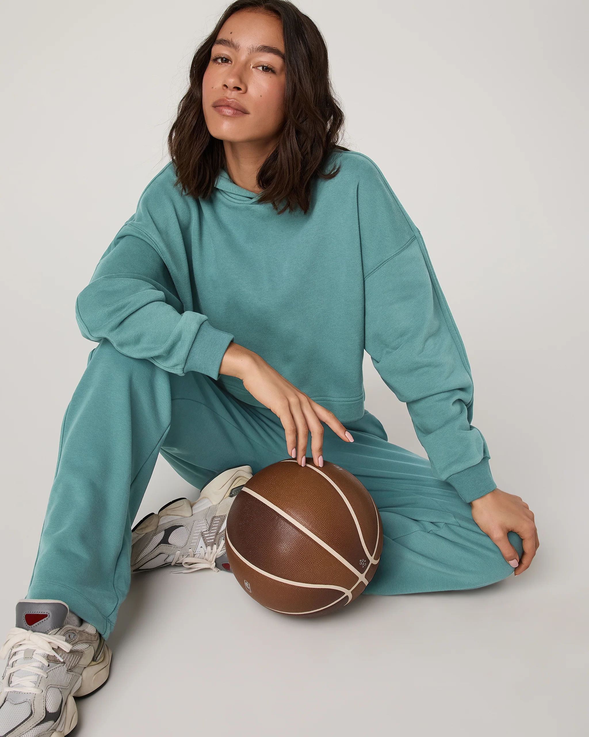 Sedona Pullover Hoodie – Light Heather Grey Hoodie – Jackets & Hoodies – Vuori Clothing from Vuori